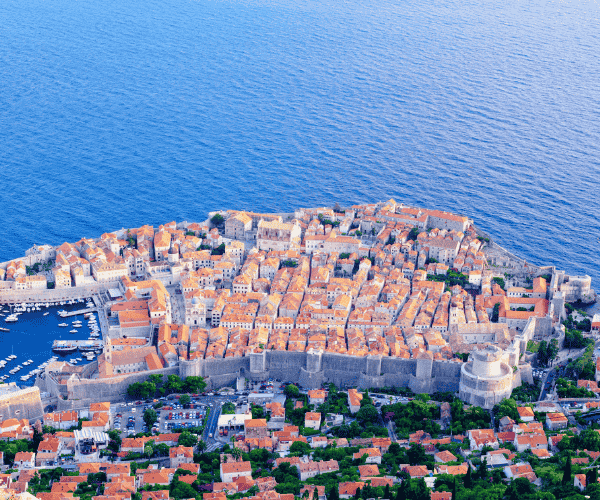 十六湖雙國家公園、杜布羅尼克、威尼斯貢多拉 12 日